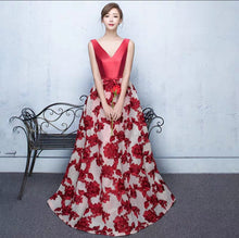 Load image into Gallery viewer, The Joanna Blue/Red Lace Sleeveless Gown