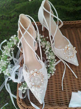 Load image into Gallery viewer, The Garden Wedding Lace Tie Heels