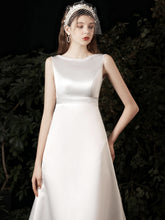 Load image into Gallery viewer, The Latelle Wedding Bridal Sleeveless Gown
