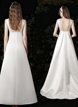 Load image into Gallery viewer, The Latelle Wedding Bridal Sleeveless Gown