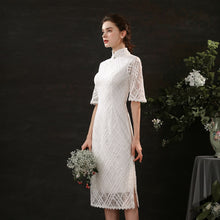 Load image into Gallery viewer, The Valent Wedding Bridal Cheongsam Gown