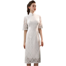 Load image into Gallery viewer, The Valent Wedding Bridal Cheongsam Gown