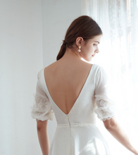Load image into Gallery viewer, The Caserina Wedding Bridal Short Sleeve Gown