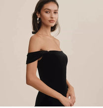 Load image into Gallery viewer, The Sol Evening Off Shoulder Black Mermaid Dress
