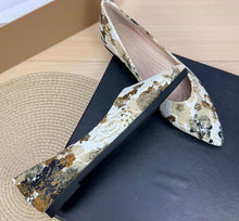 Load image into Gallery viewer, The Chinoise Flats (Available in 5 Colours)