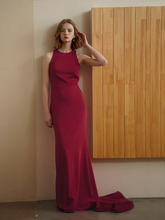 Load image into Gallery viewer, The Arussa Red Sleeveless Gown With Train