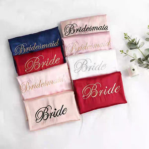 Bridal/Bridesmaid Satin Robe - WeddingConfetti