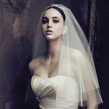Load image into Gallery viewer, Wedding Bridal Veil - WeddingConfetti
