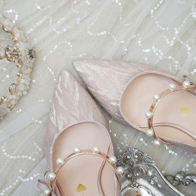 Champagne colored 2025 heels for wedding
